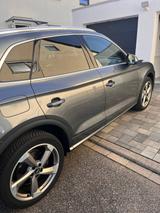 Audi Q5 2.0 TDI 140kW S tronic quattro design design - Audi Q5 design mit Diesel-Antrieb