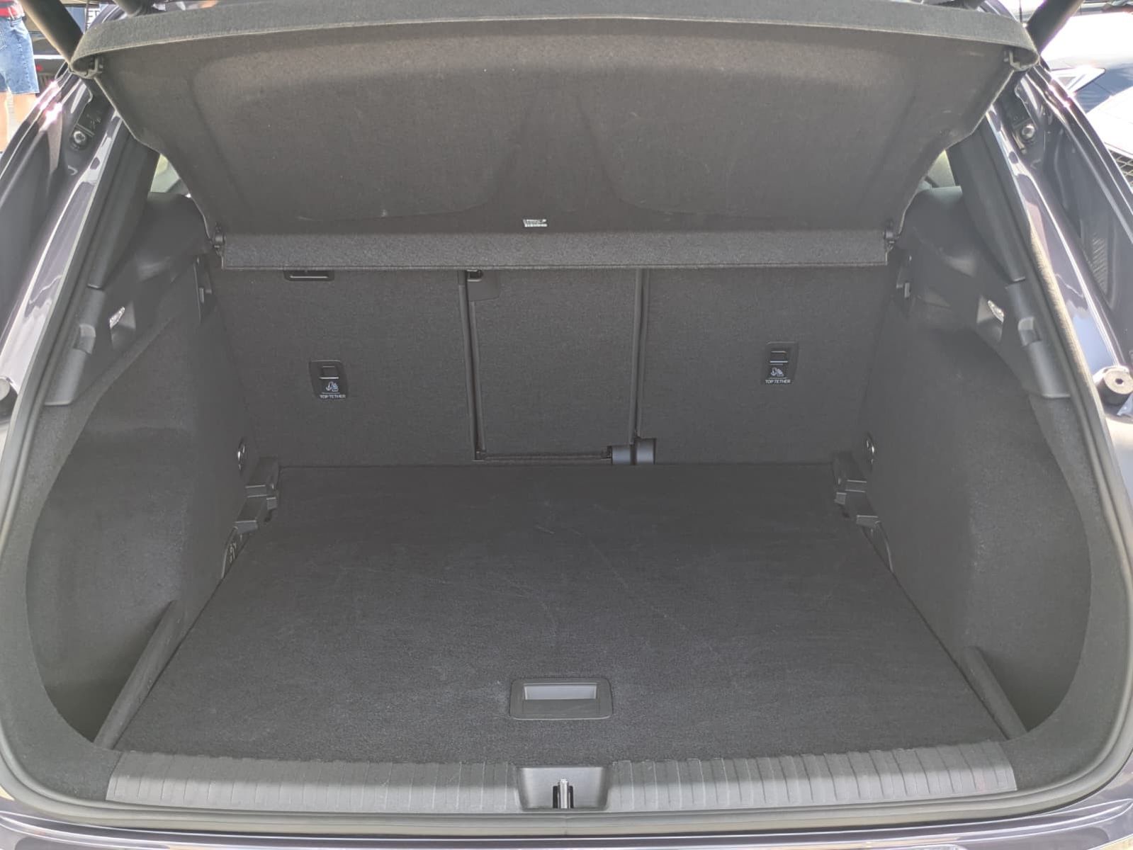 Fahrzeugabbildung CUPRA Terramar 2.0 TSI 4D VZ HUD*MATRIX*PANO*DCC*20"