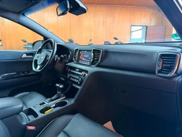 KIA Sportage - 11