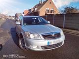 Skoda Octavia 1.6 TDI Elegance Combi Elegance - Skoda Octavia aus 2011: Elegance