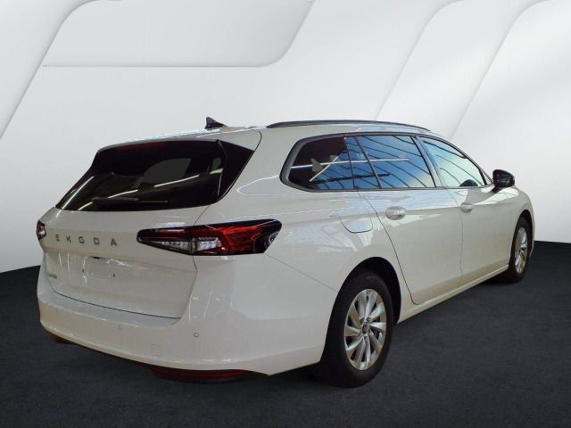 Skoda Superb - Bild 2