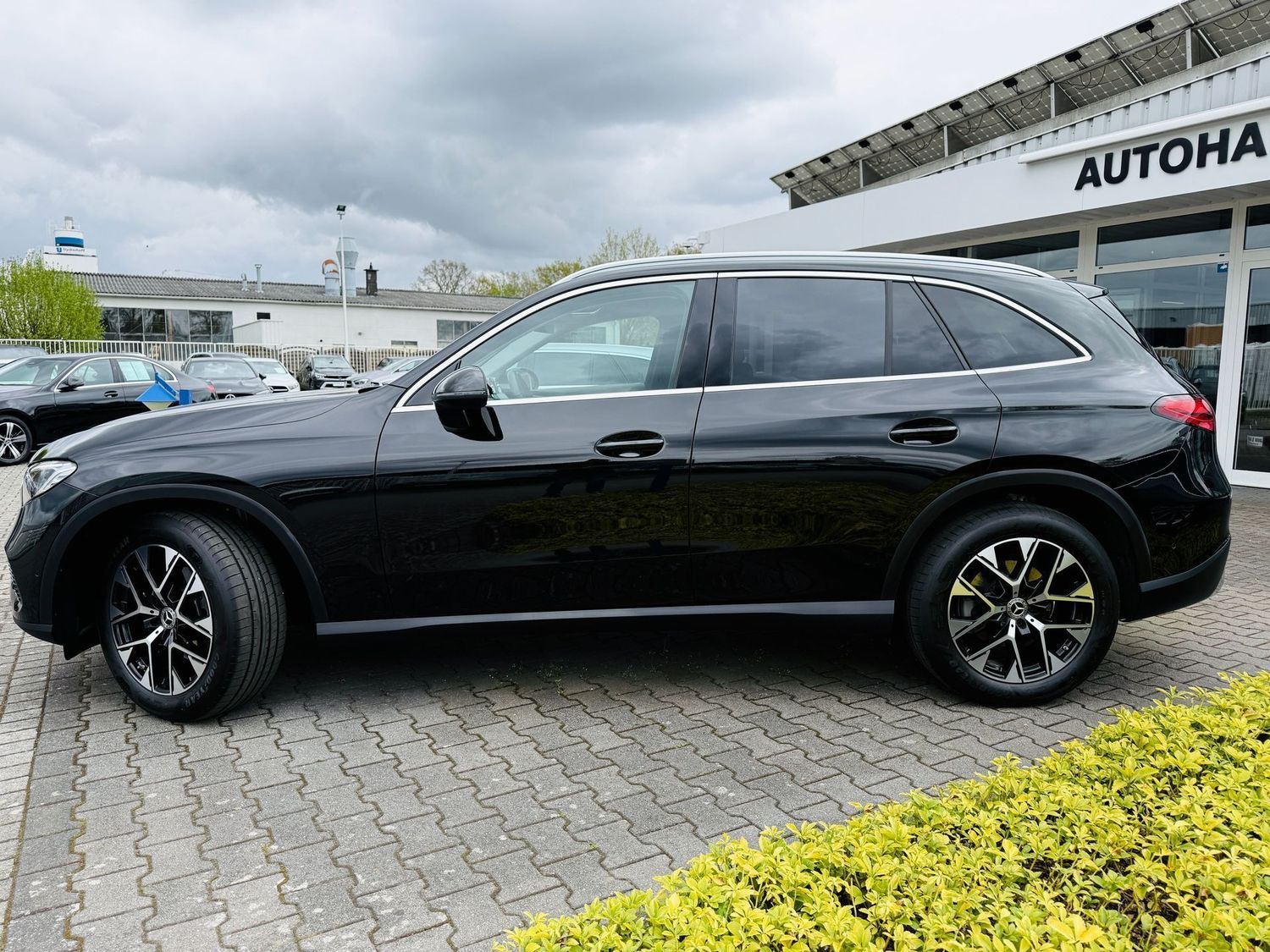 Fahrzeugabbildung Mercedes-Benz GLC 220 d 4M PROGRESSIVE, LED, PTS, RFK, AHK, To