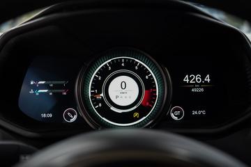 صورة مصغرة 17 لـ 2017 Aston Martin DB11