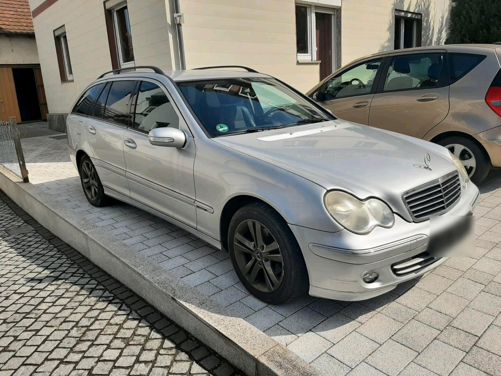 Mercedes-Benz C220 2005 — photo 6