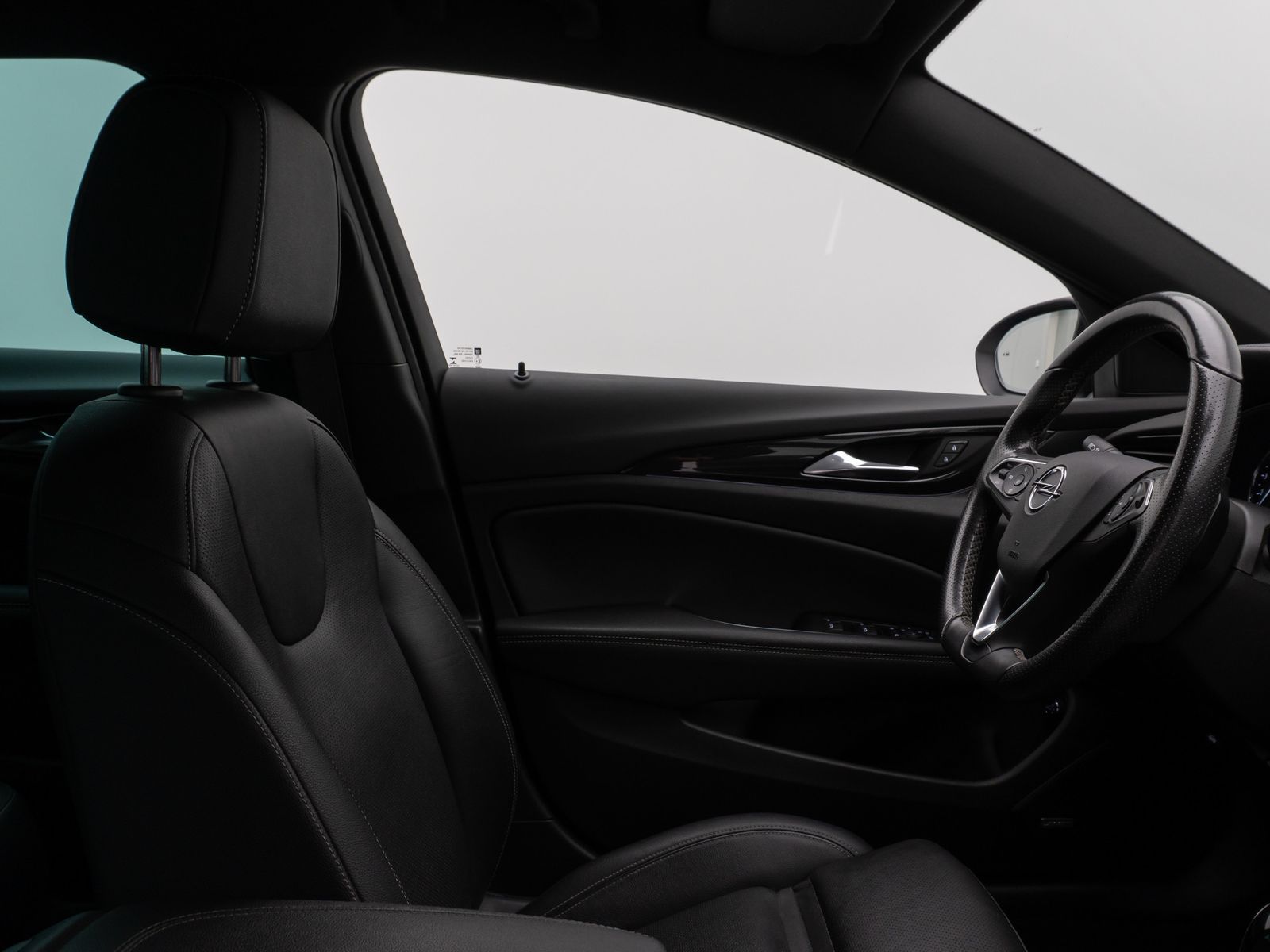 Fahrzeugabbildung Opel Insignia B Sports Tourer GS Line Plus 4x4 Kamera