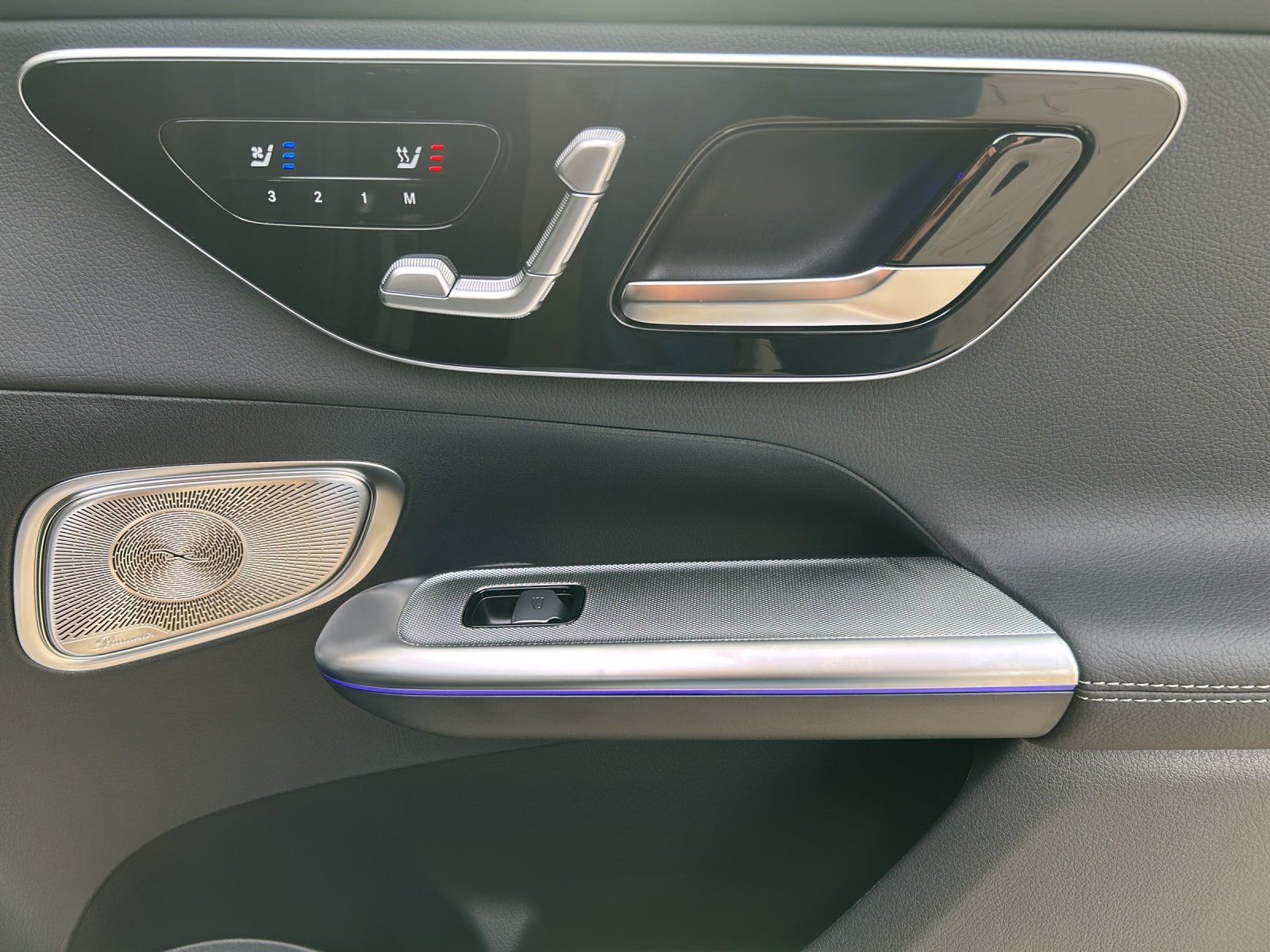 Fahrzeugabbildung Mercedes-Benz GLC 450 d 4M Coupé AMG Sitzklima PANO Burmester