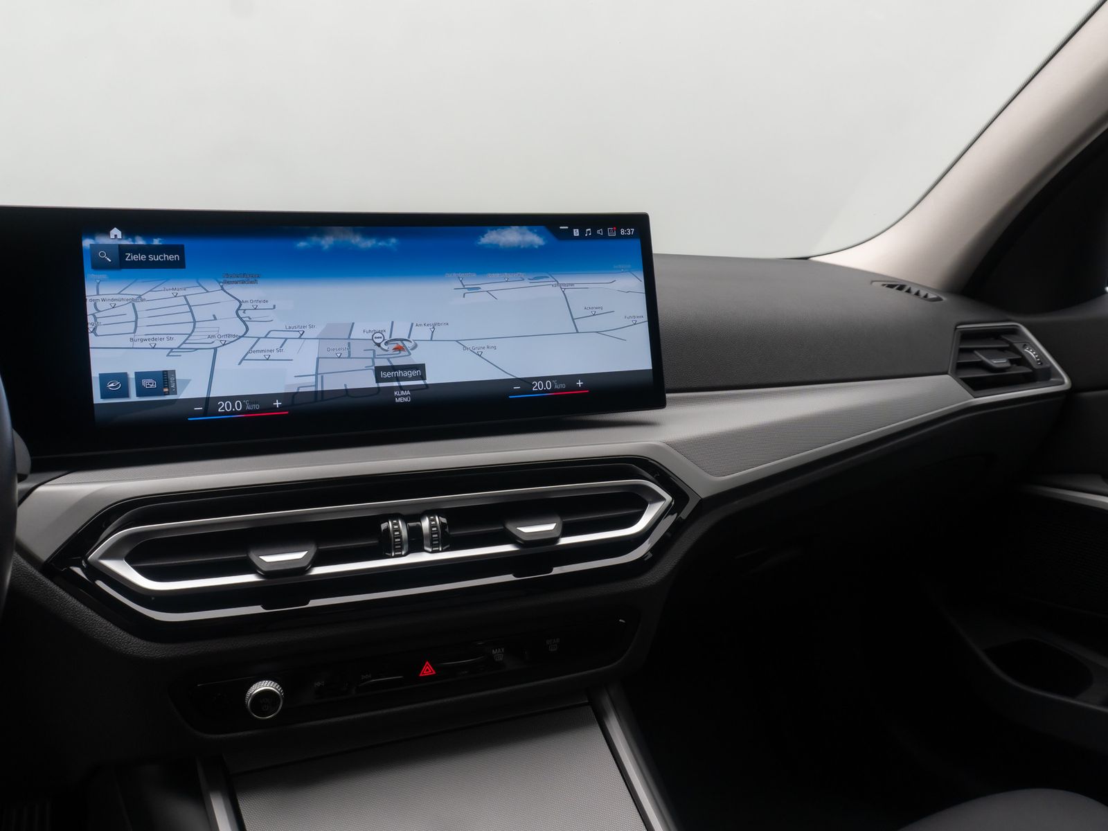Fahrzeugabbildung BMW 320d DAB Leder Widscreen PDC Komfort Sport LED