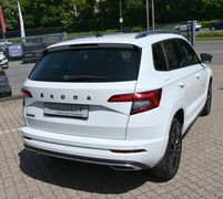 SKODA Karoq 1.5 TSI Sportline Navi CarPlay LED PDC