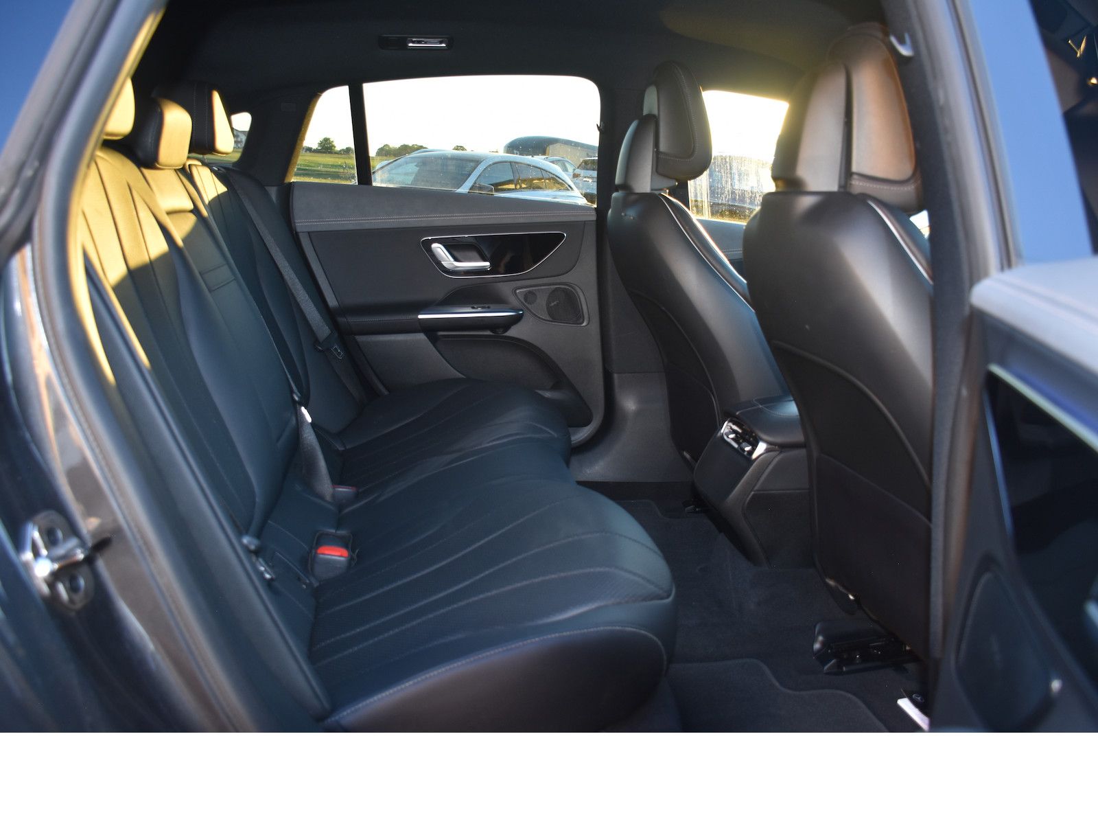 Mercedes-Benz EQE 300 / SoH95% /LED/ Performance / TOP foto 9