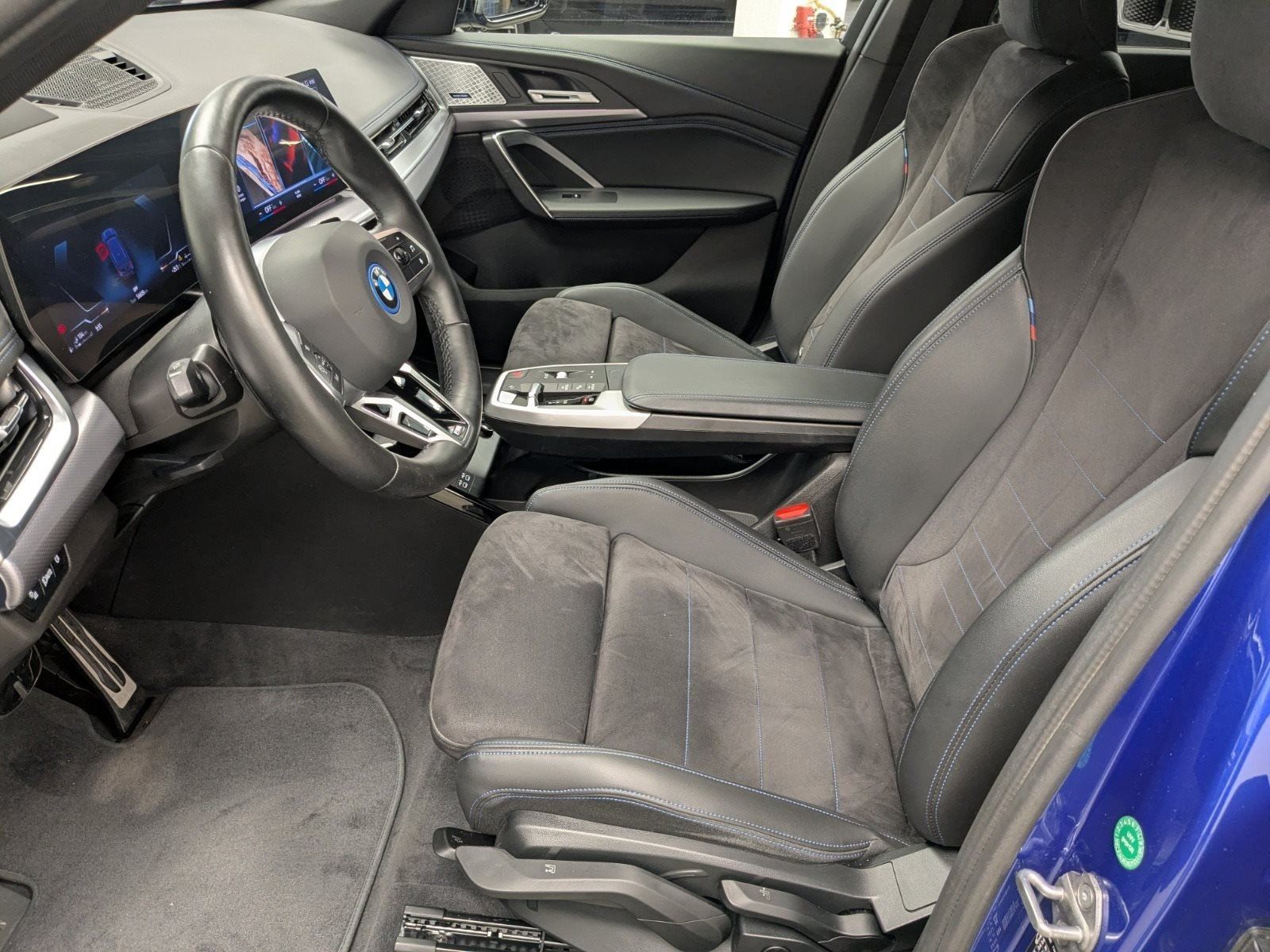 BMW X1 xDrive30e M Sport DA PA HUD HiFi LED SHZ 18 foto 17