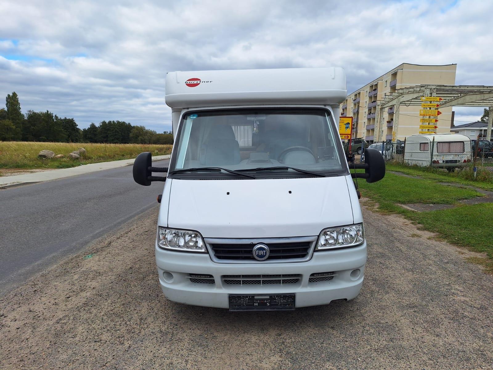 Bürstner T602/ teilintegriert