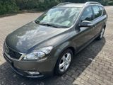 Kia Sportswagon 1.6 Top Zustand/PDC/8Fach - Kia cee'd / Ceed aus 2010: Kombi