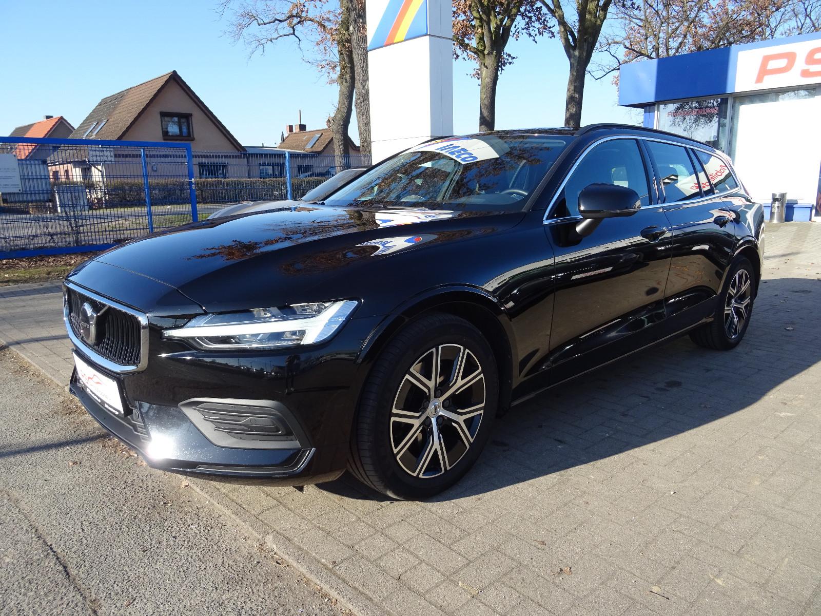 Volvo V60 Kombi Core 1.Hand Scheckheft