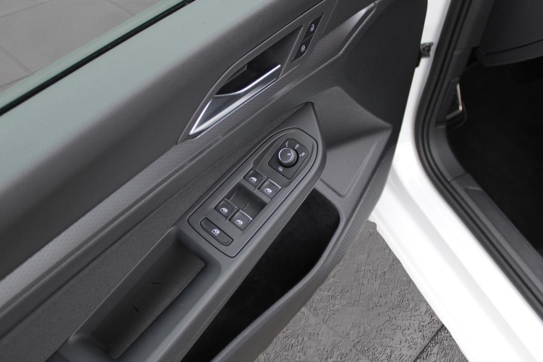 Volkswagen Golf Active 1.5TSI STHZ LED HuD RFK SHZ, миниатюра 13