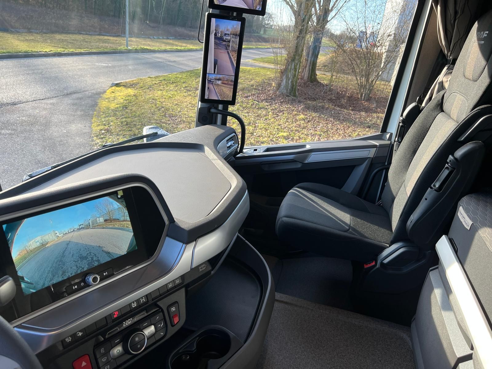 Fahrzeugabbildung DAF XF 480 FT mit ADR Ausstattung