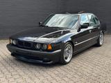 BMW e34 540i 6Gang M-Paket - BMW 5 Series: E34