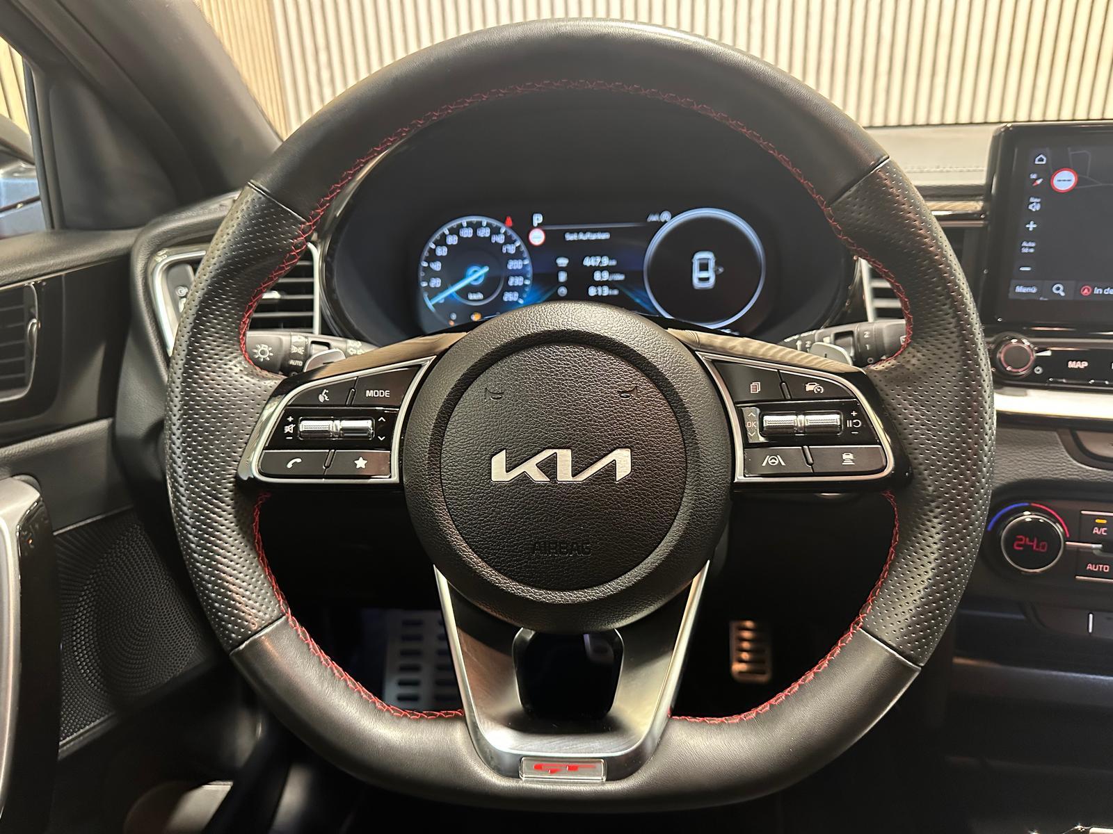 Kia ProCee'd 1.6 T-GDI DCT GT ACC|JBL|LED|Navi|SHZ