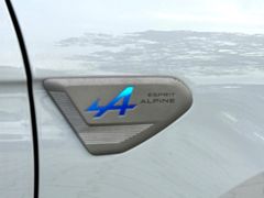 Fahrzeugabbildung Clio V Esprit Alpine 1.6 E-TECH Hybrid 145 EU6e,
