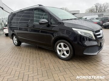 Mercedes V 220 - 3