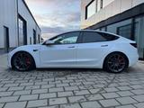 Tesla Model 3 Performance Allradantrieb mit Dualmotor - Tesla Model 3 in Augsburg