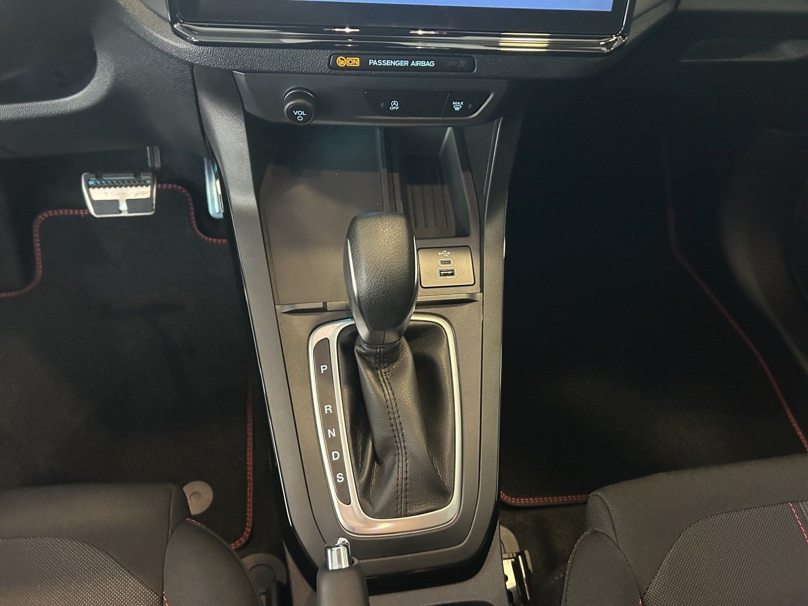 Fahrzeugabbildung Ford Puma 1,0 ST Line Automatik,FGS 3/5 Jahr
