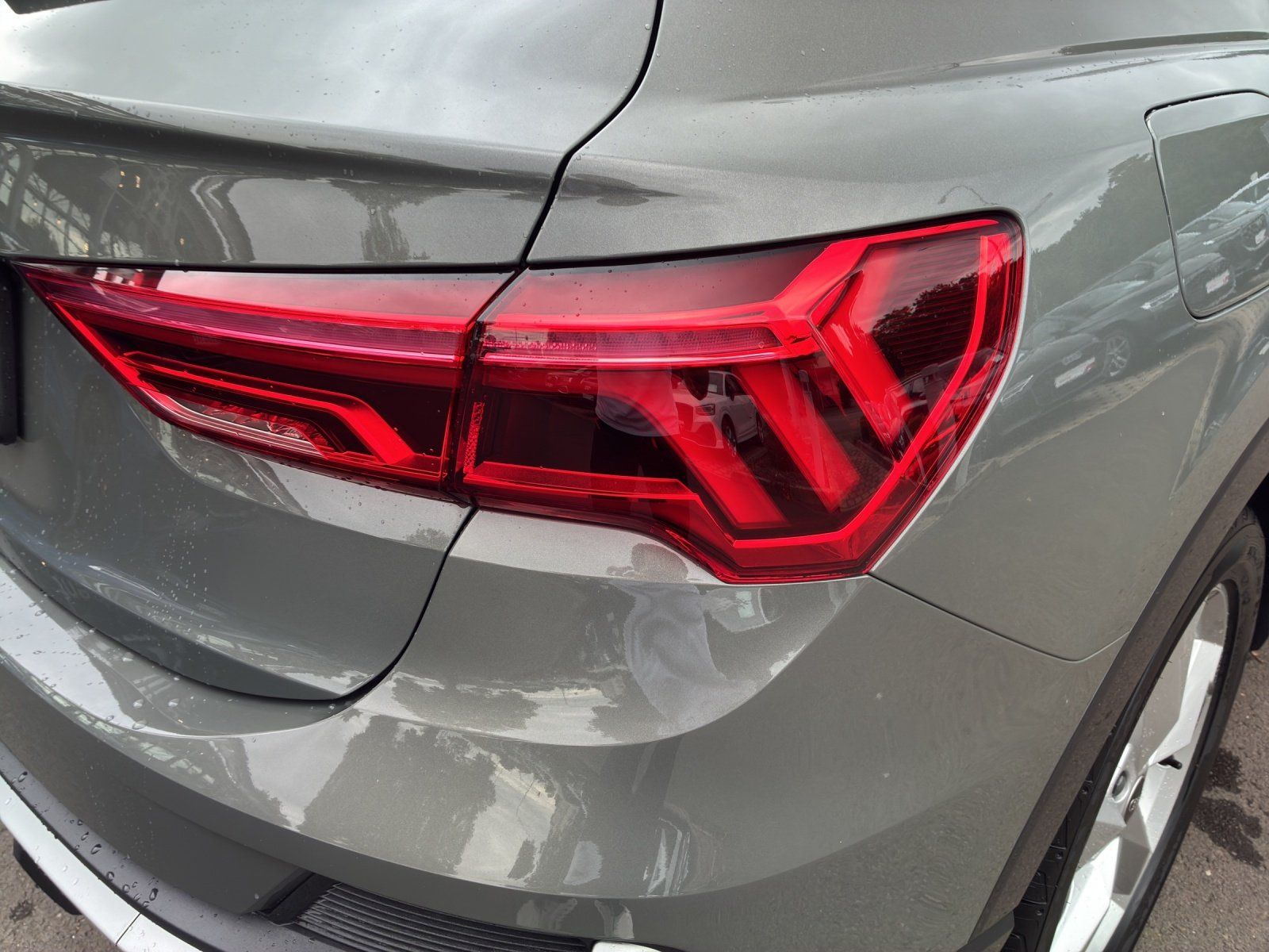 Fahrzeugabbildung Audi Q3 Sportback S line 35 TFSI AHK,LED,Navi,PDC,LM