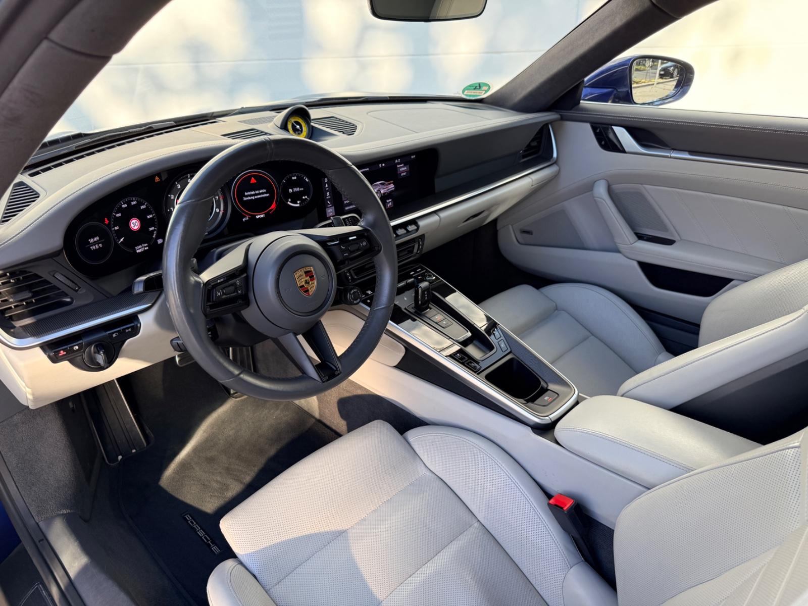 Porsche 992 Turbo S Coupé Aero Exclusive PPF Approved