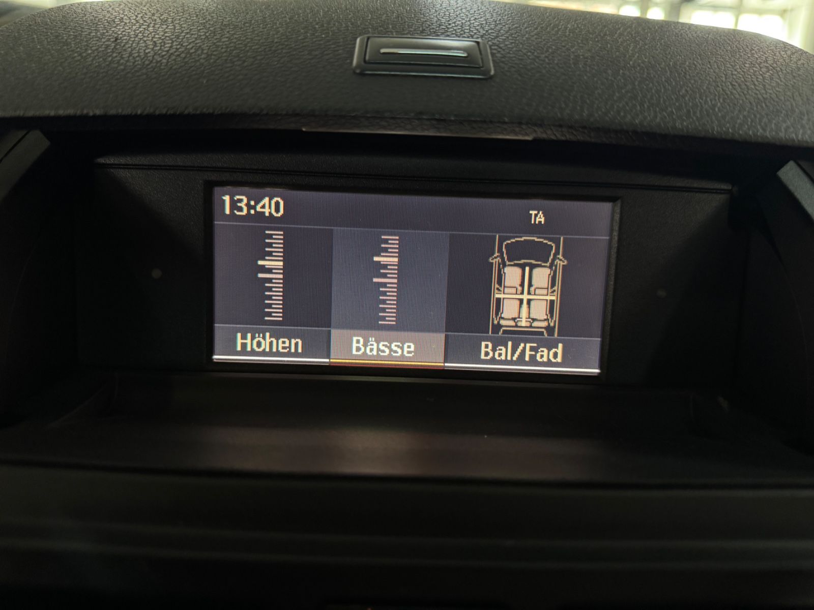 Fahrzeugabbildung Mercedes-Benz C 200 CDI AVANTGARDE AHK SHZ LEDER PTS TÜV NEU