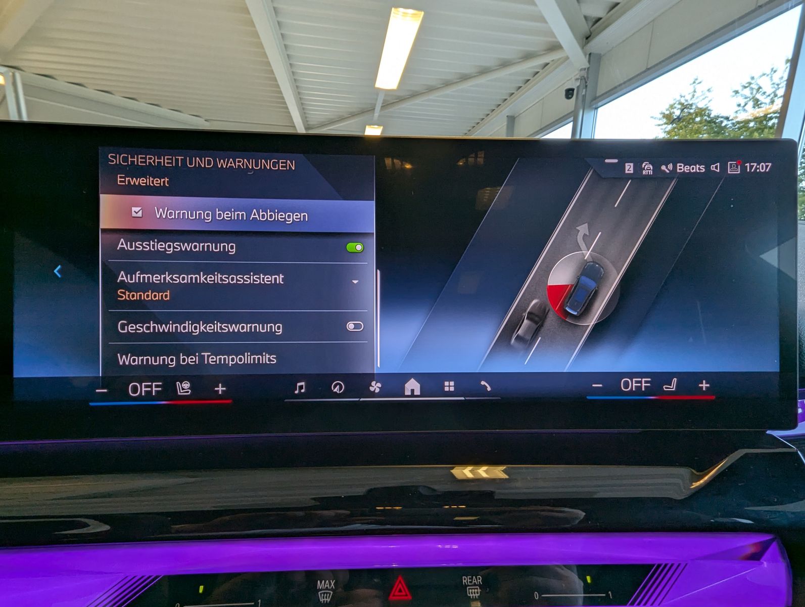 Fahrzeugabbildung BMW 540  d xD M-Sport PRO Pano Innov. Travel AHK 20"