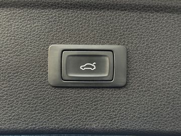 Audi Q5 35 TDI quattro sport S-Tronic*LED*PANO*NAVI