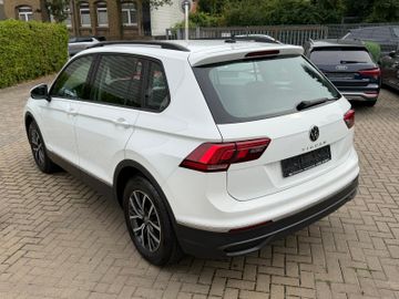 Volkswagen Tiguan - 4