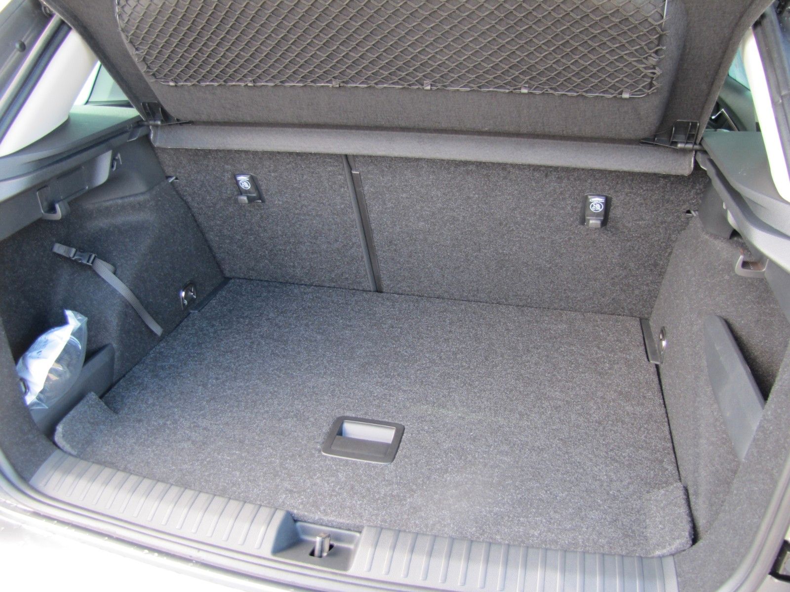 Fahrzeugabbildung SKODA Kamiq Tour 1.5l TSI 150PS