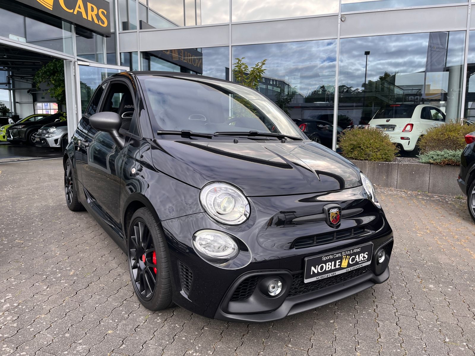 Fahrzeugabbildung Abarth 595C Competizione XENON NAVI ALU