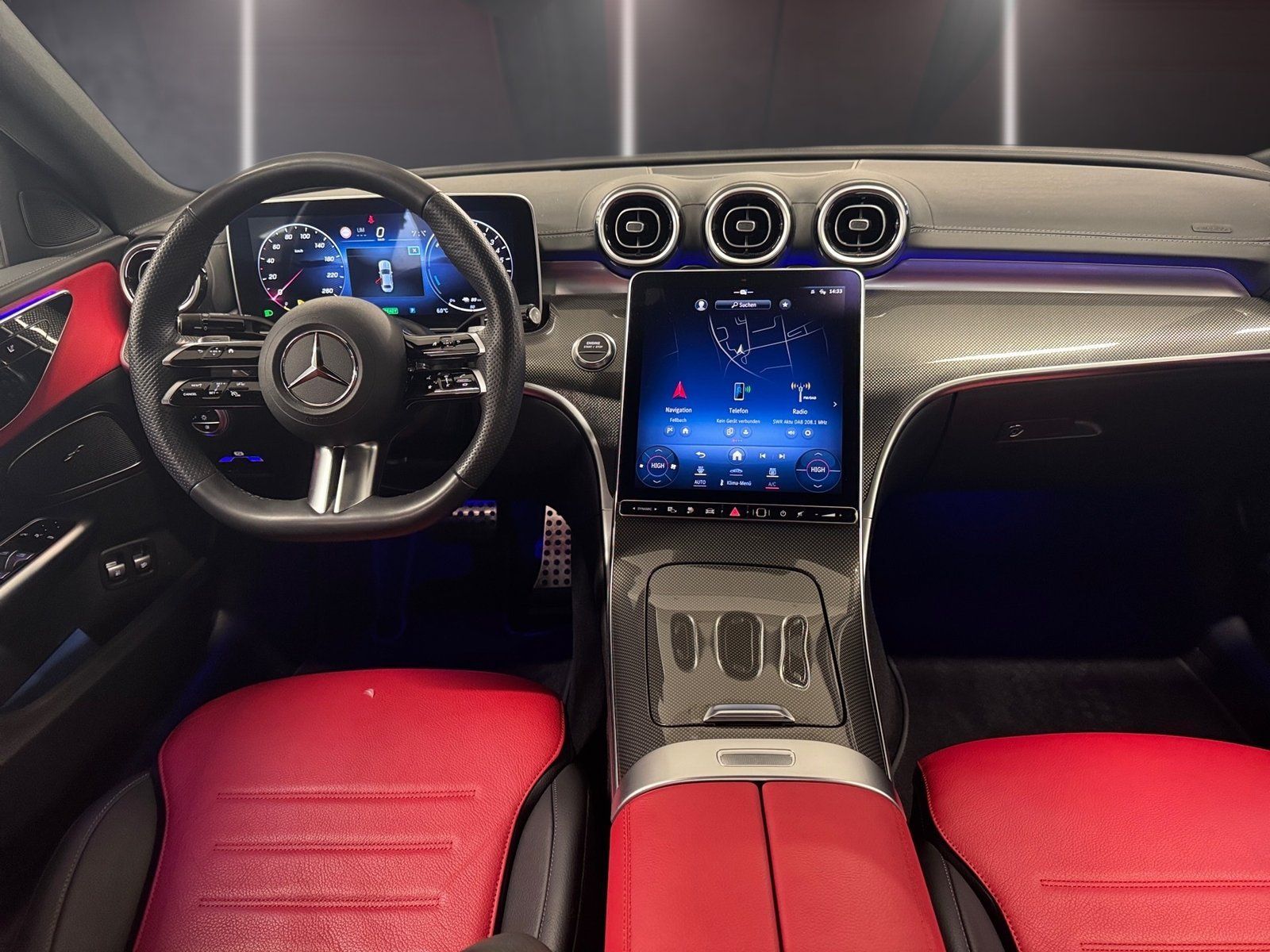 Fahrzeugabbildung Mercedes-Benz C 300 e AMG*Digital Light*Distronic*Soundsystem*