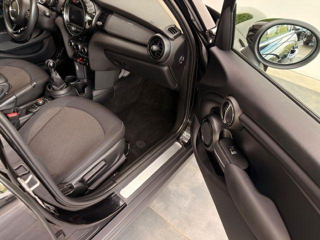 MINI Cooper 1.5 L 100kw Tempomat Bluetooth LED-Licht 