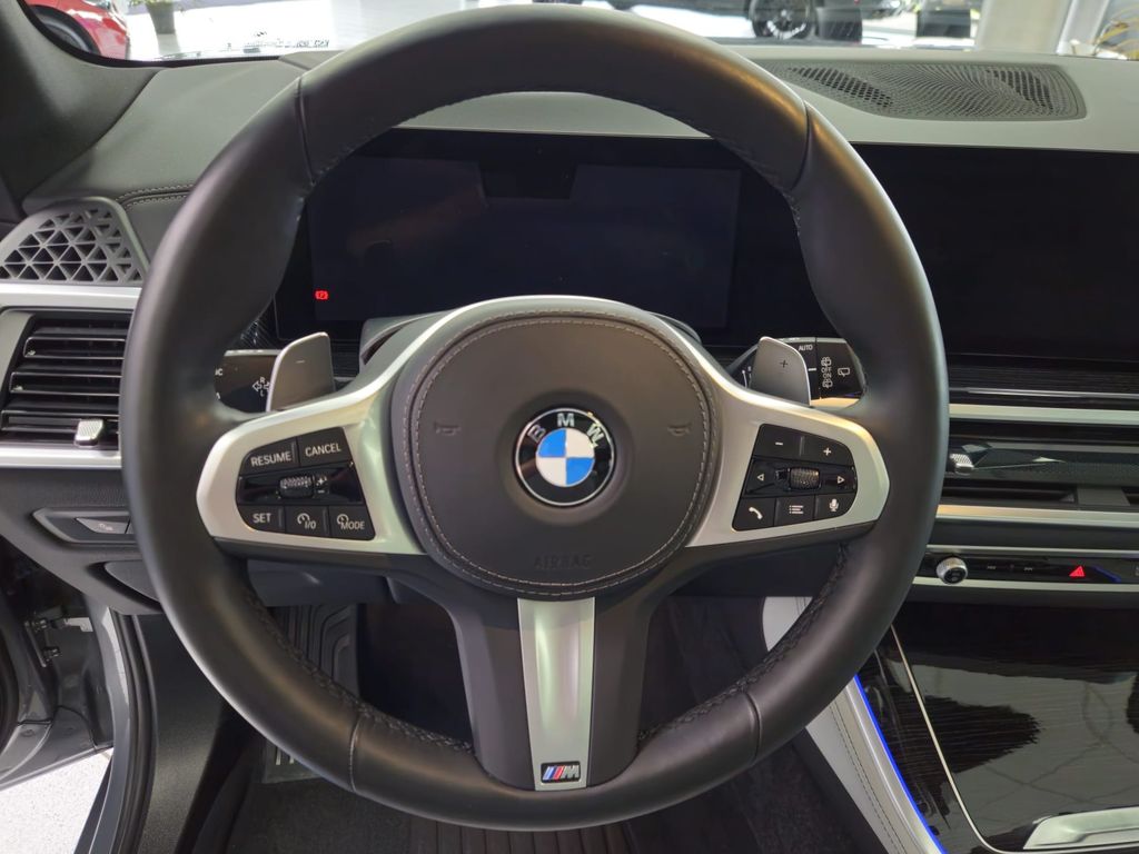 BMW X5 xD40i M Sport*PANO*SOFT*STHZG*7-SITZ*AHK*360°