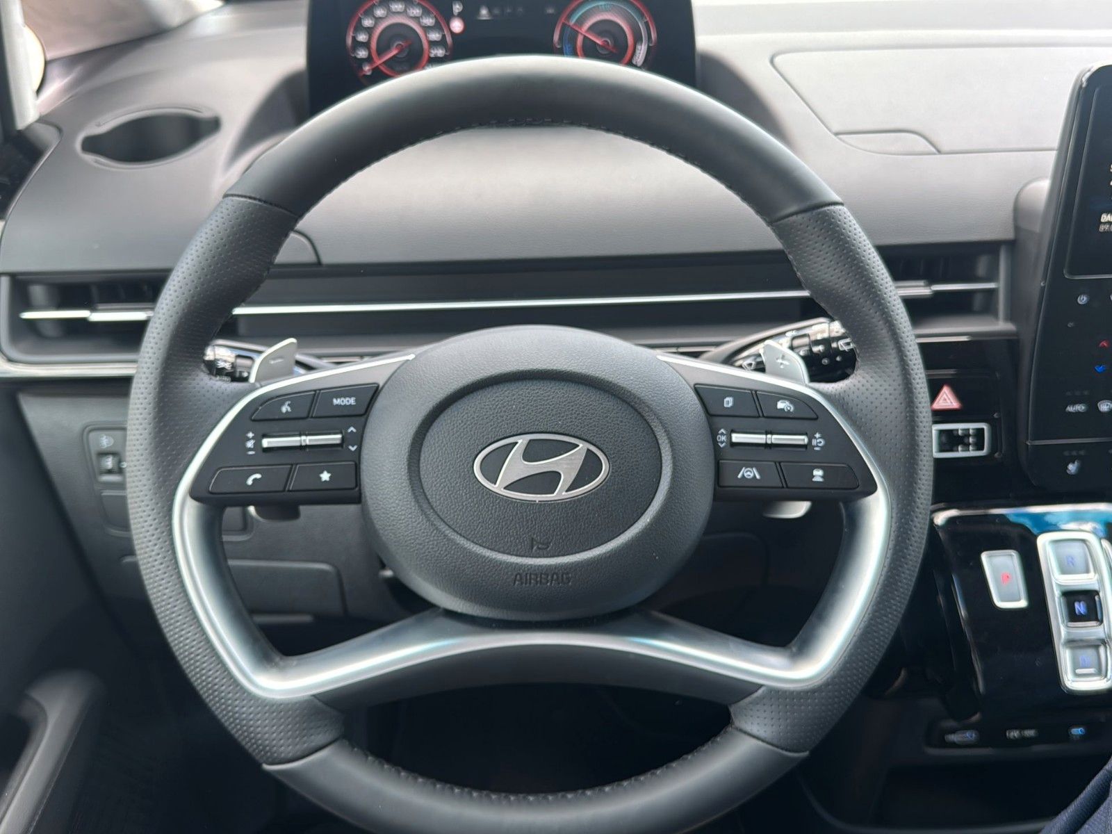 Hyundai Staria – Bild 7