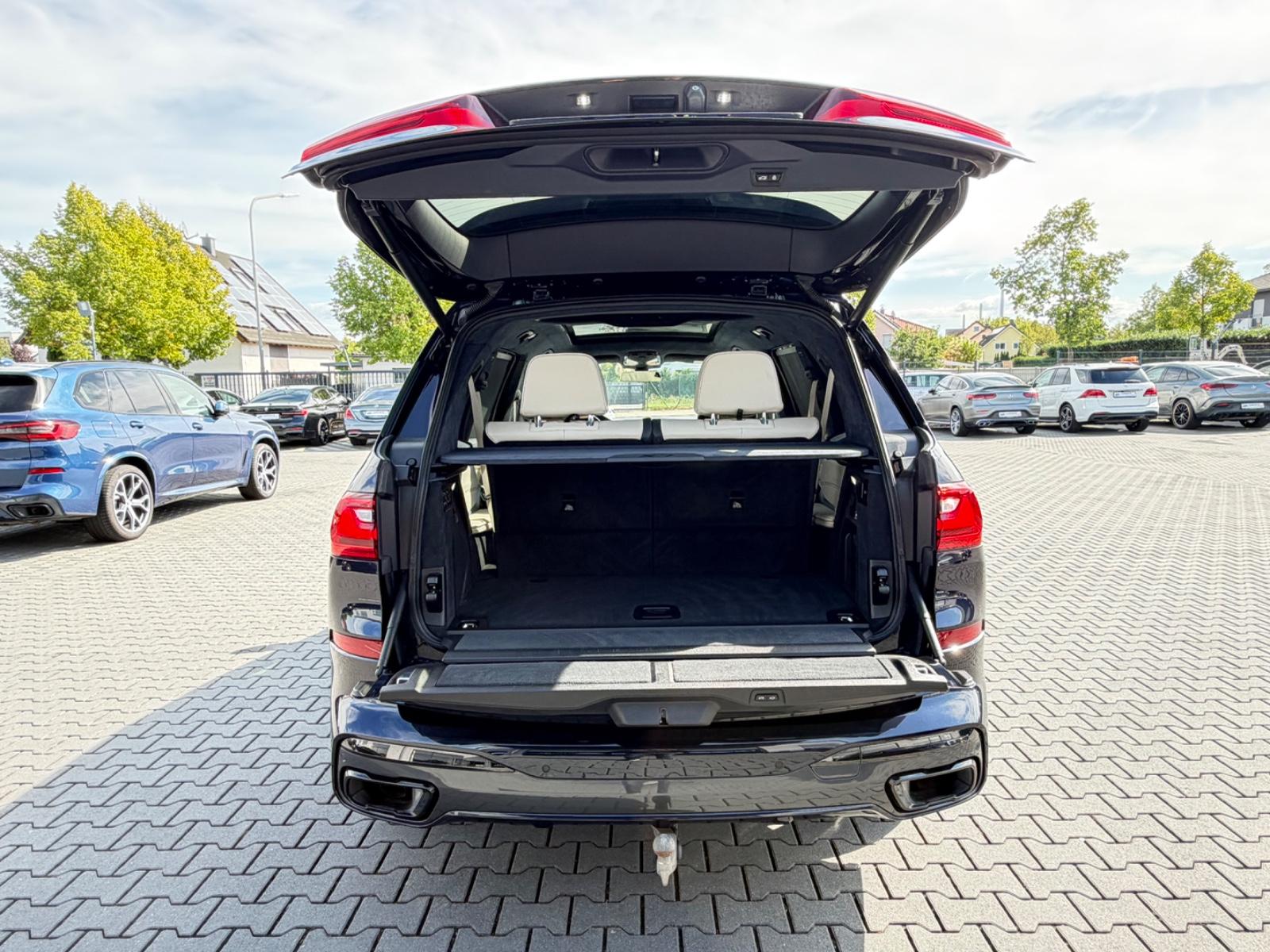BMW X7*M50xd*M-SPORTPAKET*3xTV*6xSITZER*ACC*HUD*360