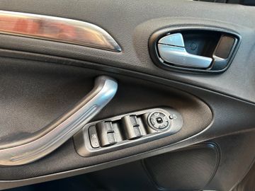 MYAUTOCENTER – Gebraucht- und Jahreswagen mit Werkstattservice in Pfaffenhofen Ford S-Max *MEMORY*SitzHZ*2-ZONEN*StandHZ*