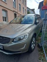 Volvo XC 60 D4 OceanRiese zum Verkaufen - Volvo XC60 mit Diesel-Antrieb: Kombi