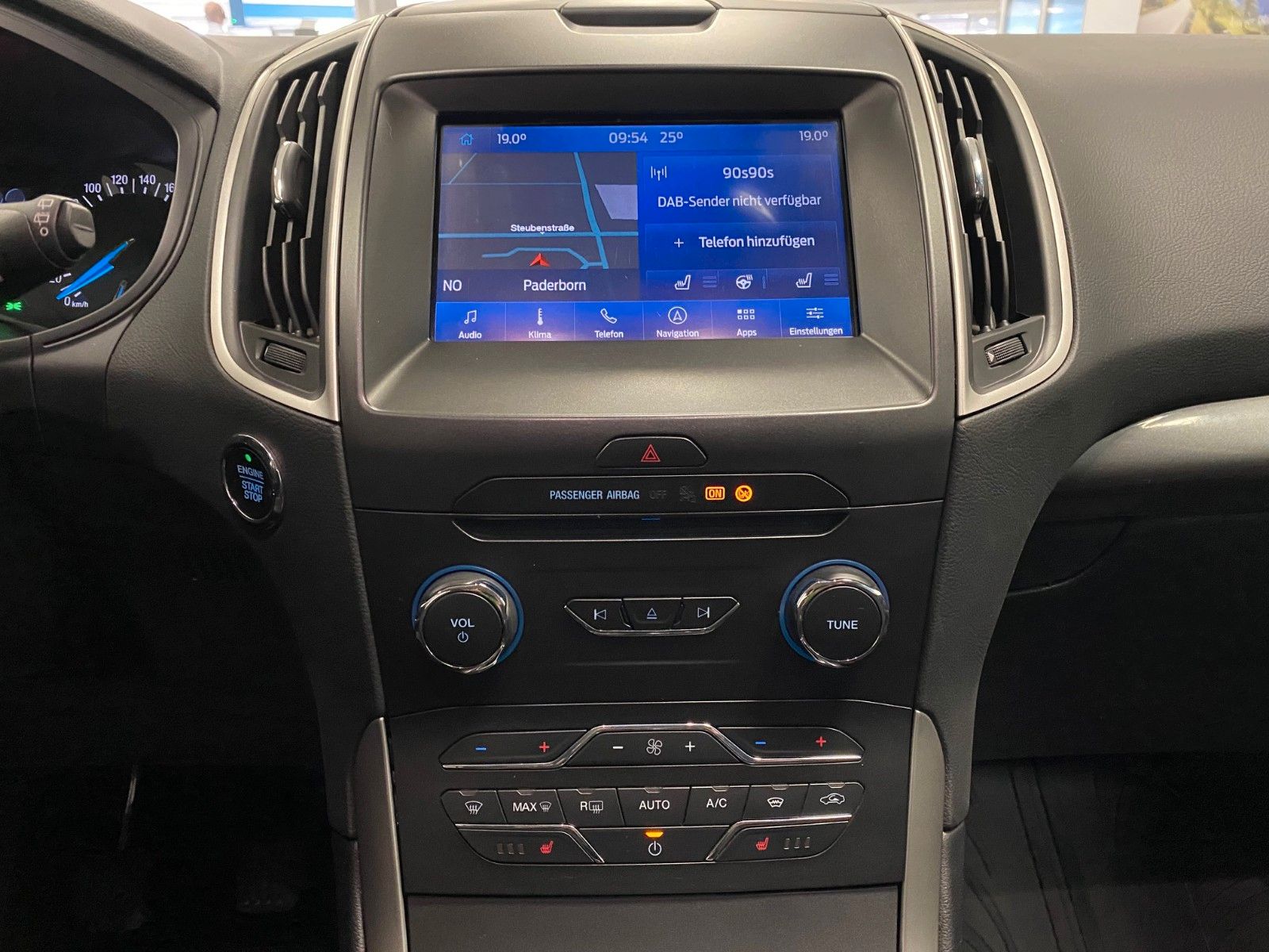 Fahrzeugabbildung Ford S-Max 2.0 TDCI EcoBlue Edition+NAVI+AHK+KAMERA++