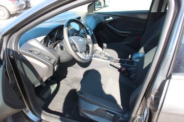 Ford Focus - 8