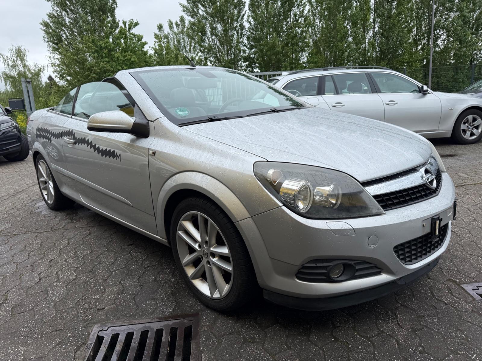 Opel Astra H Twin Top Cosmo