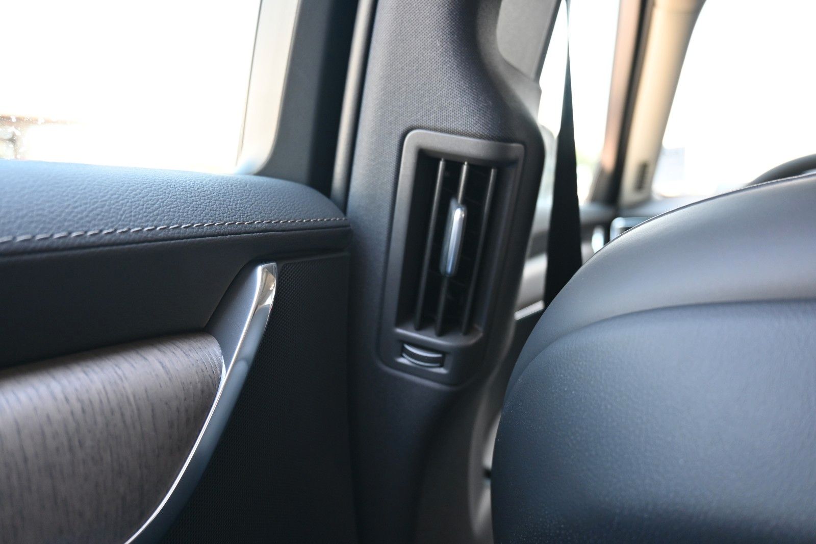 Fahrzeugabbildung Volvo V90 B4 D AWD Cross Country *Pano*STDHZG*ACC