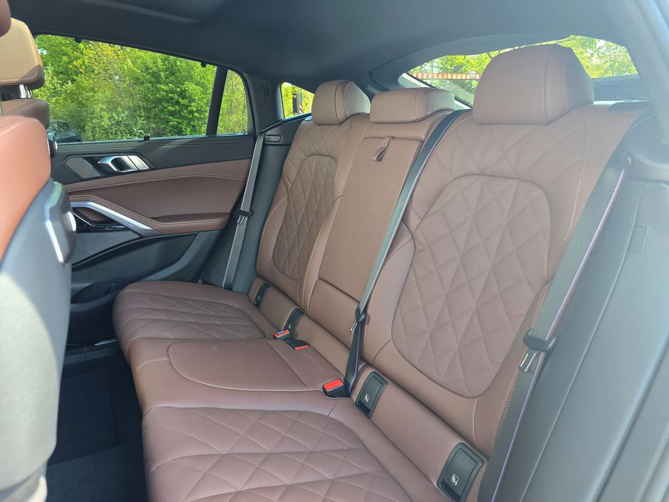 BMW X6 - Bild 24