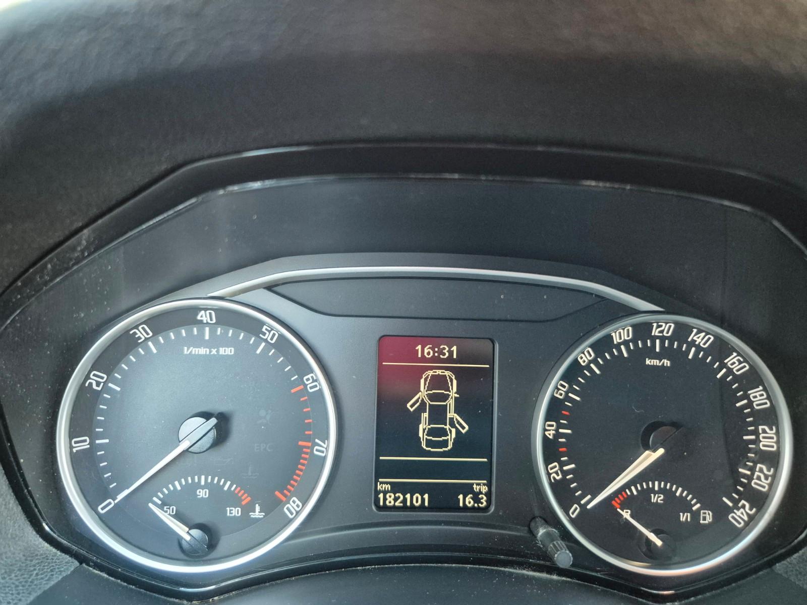 Skoda Octavia 2011 — photo 10
