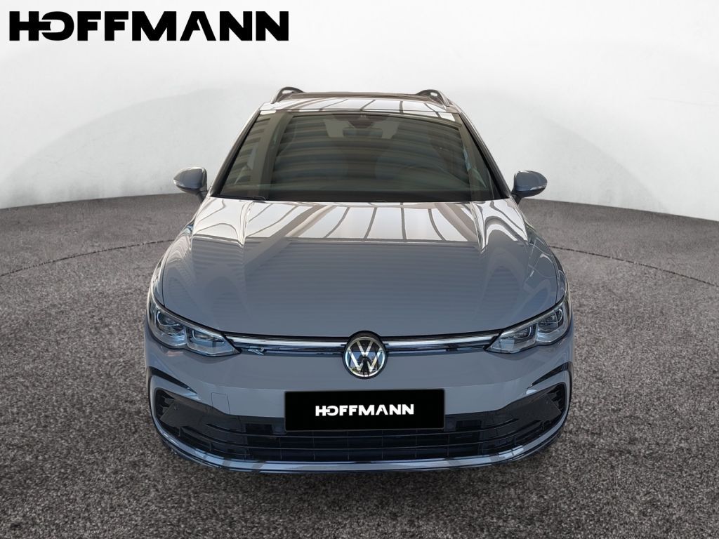 Fahrzeugabbildung Volkswagen Golf Variant 1.5 eTSI DSG R-Line LED-Matrix