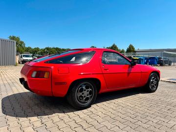 1982 Porsche 928 照片 7