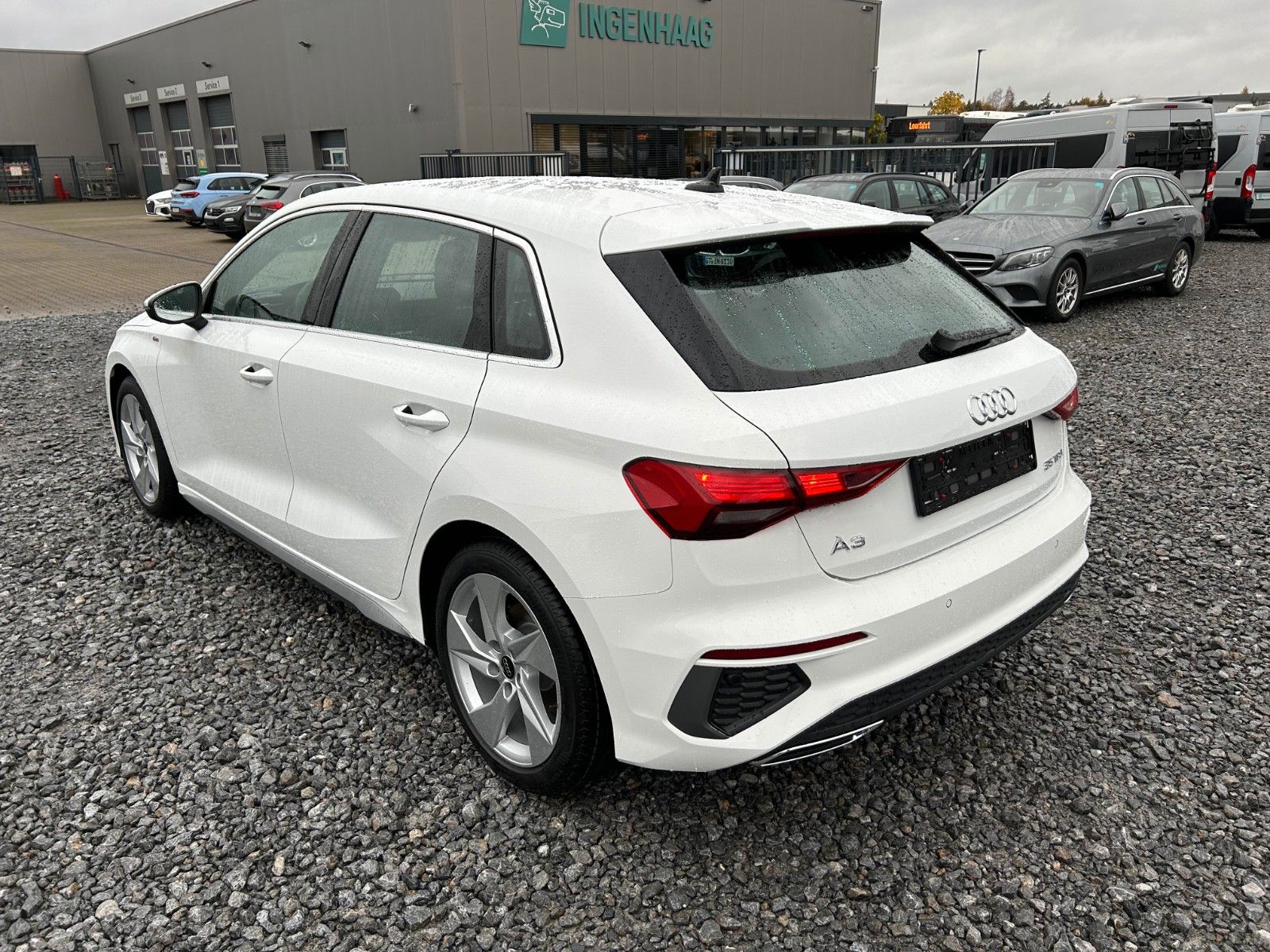 Fahrzeugabbildung Audi A3 Sportback 35 TFSI S-Tronic ACC LED Navi
