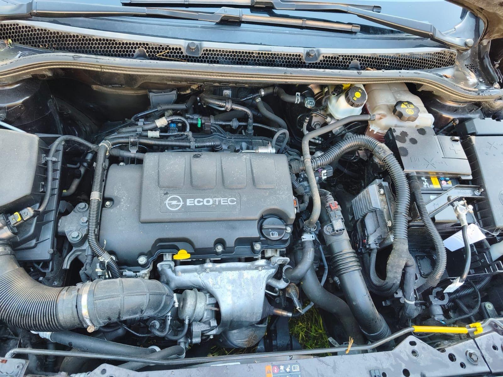 Opel Astra 2011 — photo 6